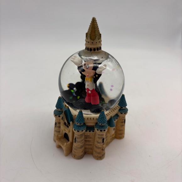 Disney WDW Parks Mickey Mouse and Castle Collectible Mini Water Snow Globe - Picture 4 of 8